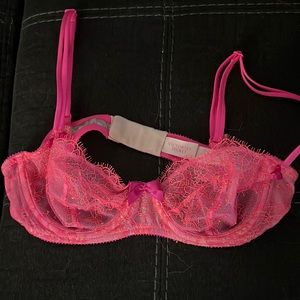 Victoria Secrets unlined bra